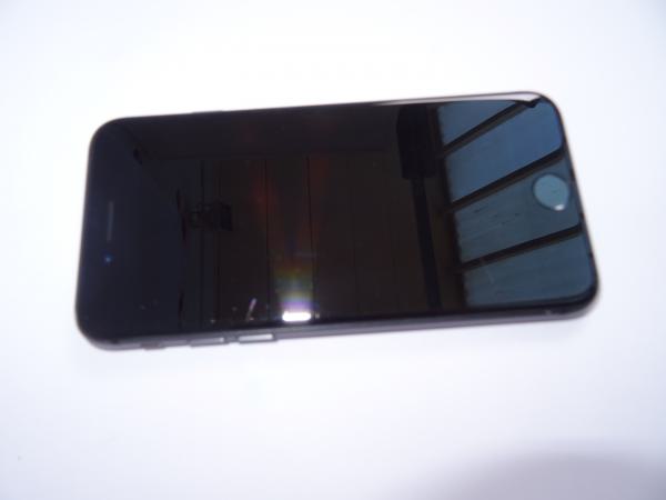 Apple iPhone 8 - 64GB - schwarz