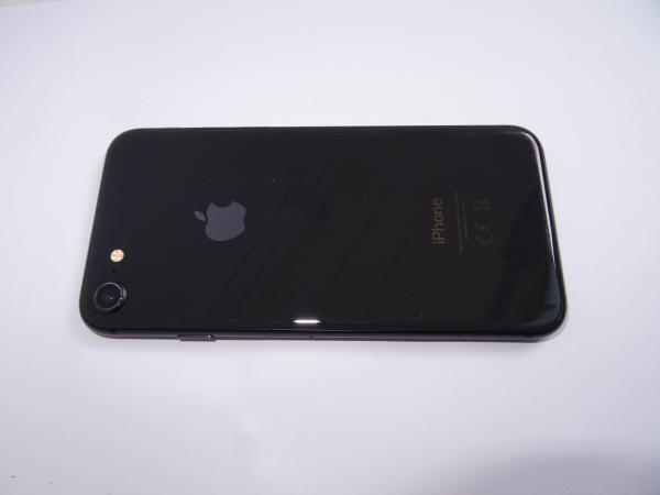 Apple iPhone 8 - 64GB - schwarz